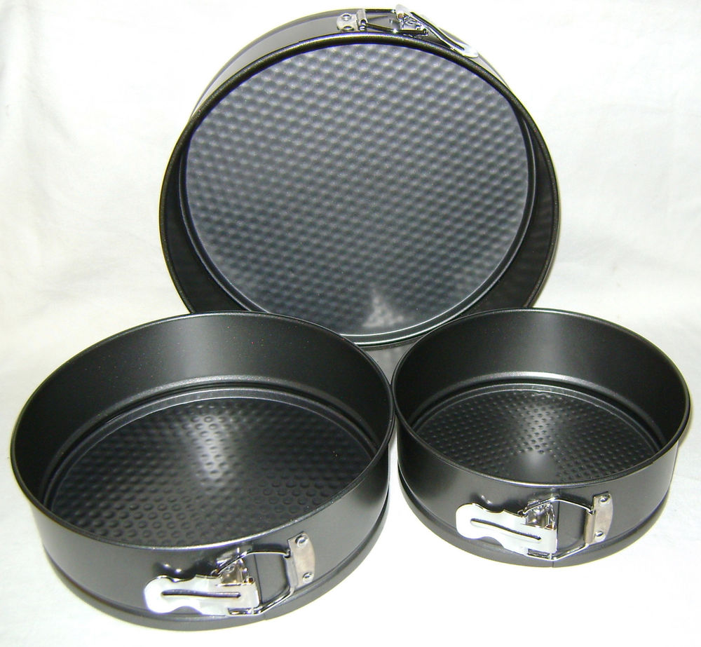 Set Of 3 Spring Form Cake Tins Wholesale